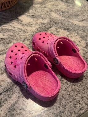 Toddler Pink Crocs- Size 7